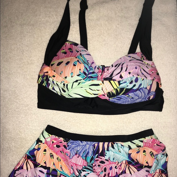 Bikini with Swim Skirt - Picture 3 of 5